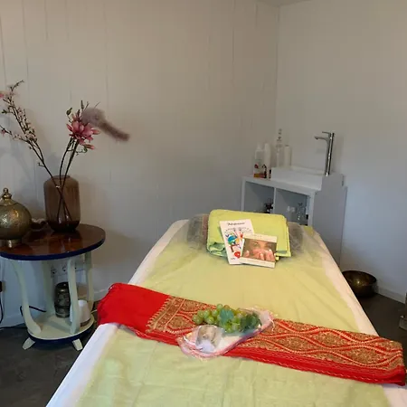 Casa Wellness Am Wald 140 Qm Bed & Breakfast & Wellness Moerlenbach Exterior photo